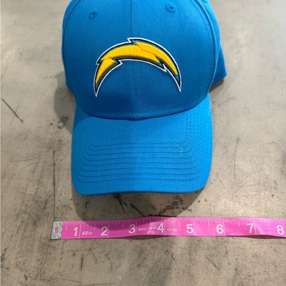 🆕 LA CHARGERS cap! Unisex, listed under mens! Show your team spirit! ⚡️see pic! - Picture 9 of 10